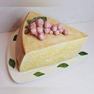 Italian Porcelain Parmigiano Cheese Wedge Keeper Set with Lid Plate Serving